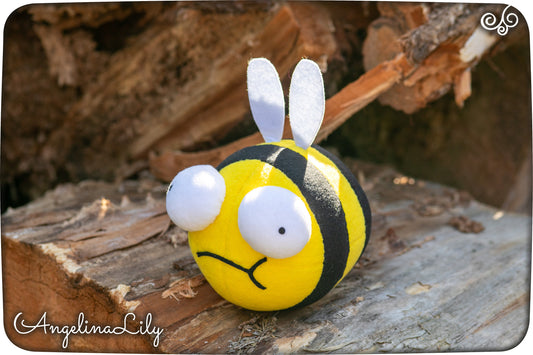 Invader Zim inspired - handmade Death Bee plush, 8.6 in, soft decoration